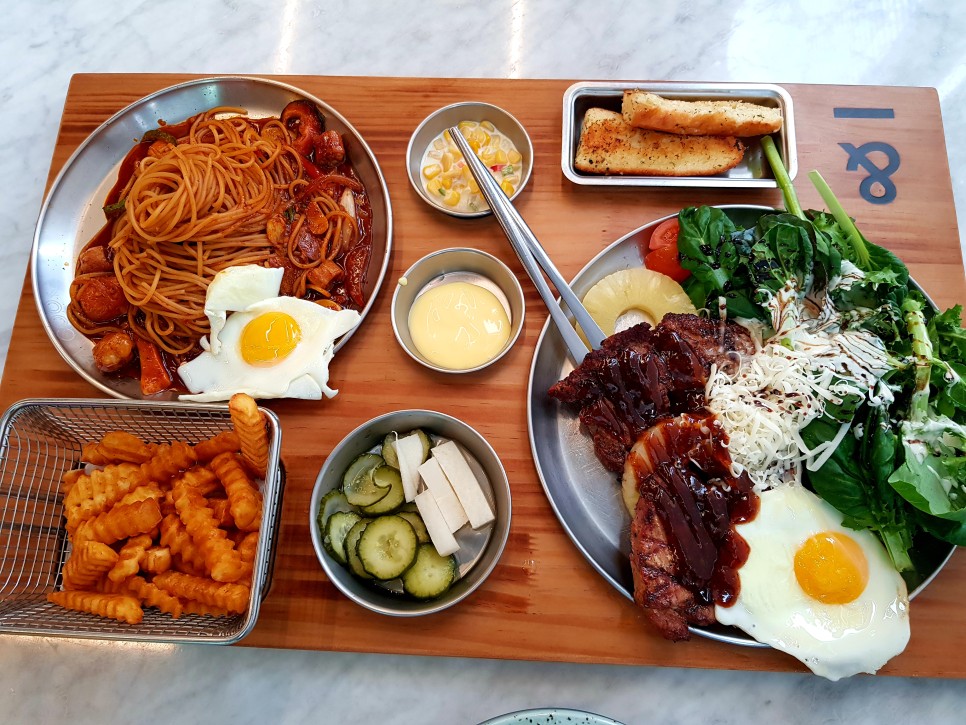  [맛집탐방] 대구 <서가앤쿡> 푸짐한 한상! 목살한상 :: 북구 침산동 삼성창조경제단지