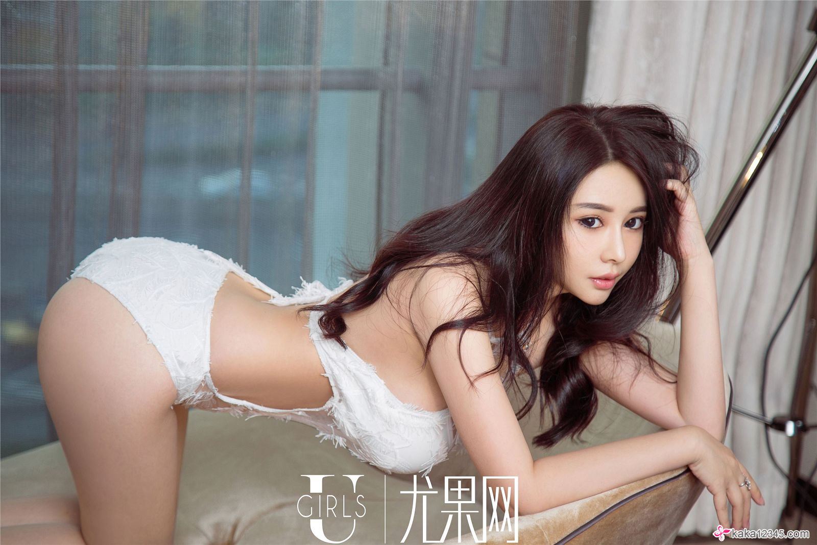 hot provocative Chinese glamour