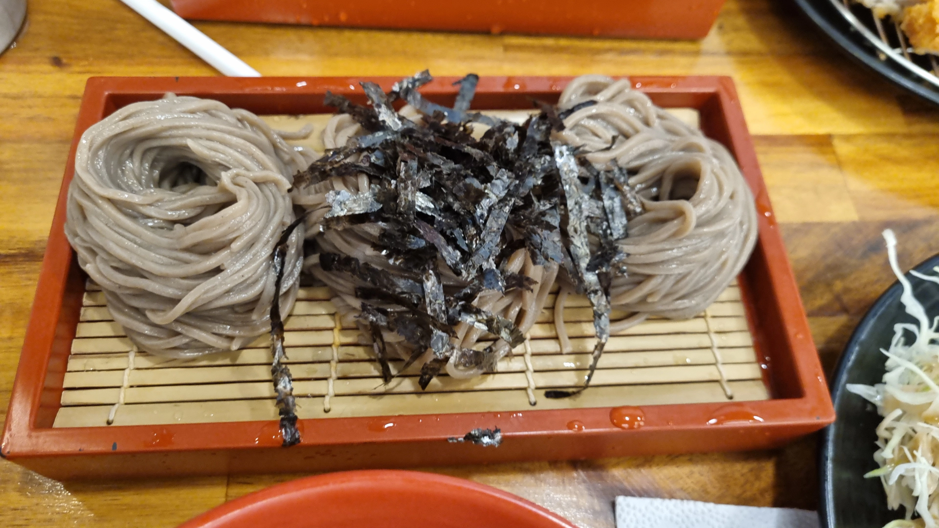 판모밀을 보여주는 이미지