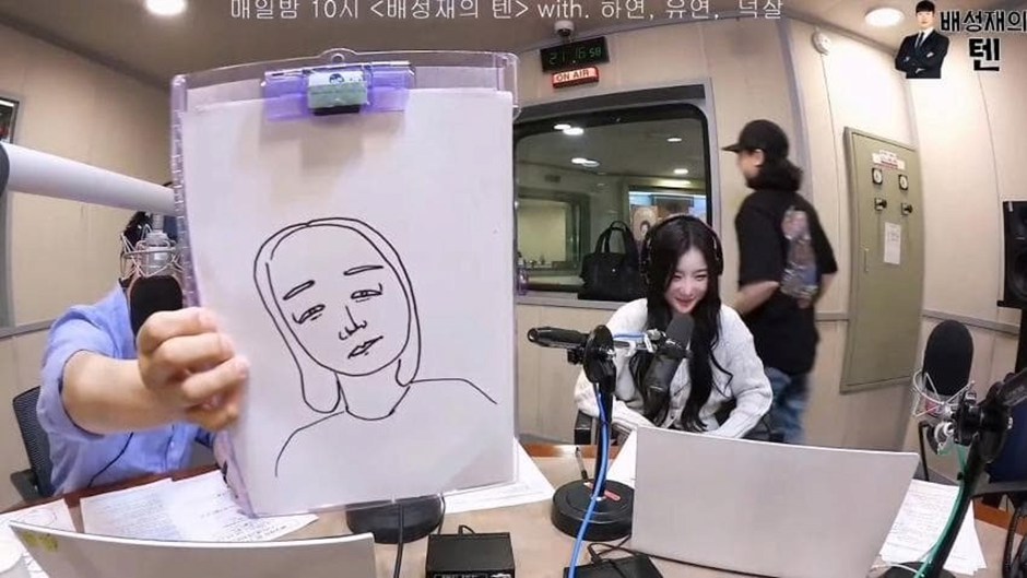 프로그램 홍보 포스터 직접 그렸다는 아이돌 | 인스티즈