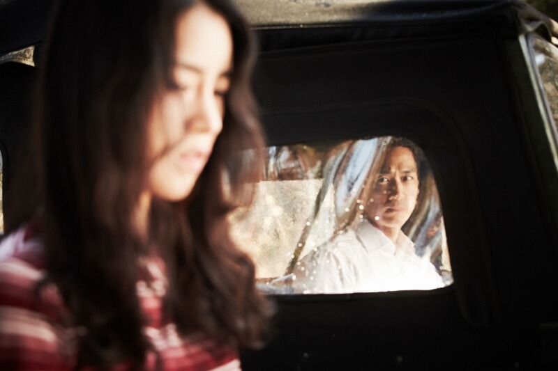 넘지 말아야 할 선을 넘은 것에 대한 그림자가 드리워집니다