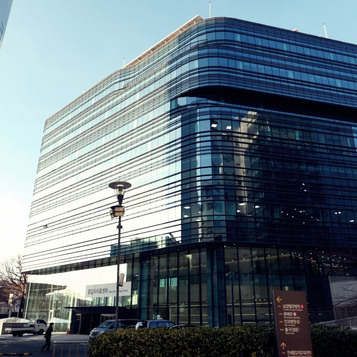 연세대학교 세브란스병원 중입자치료센터 외관 완공된 모습