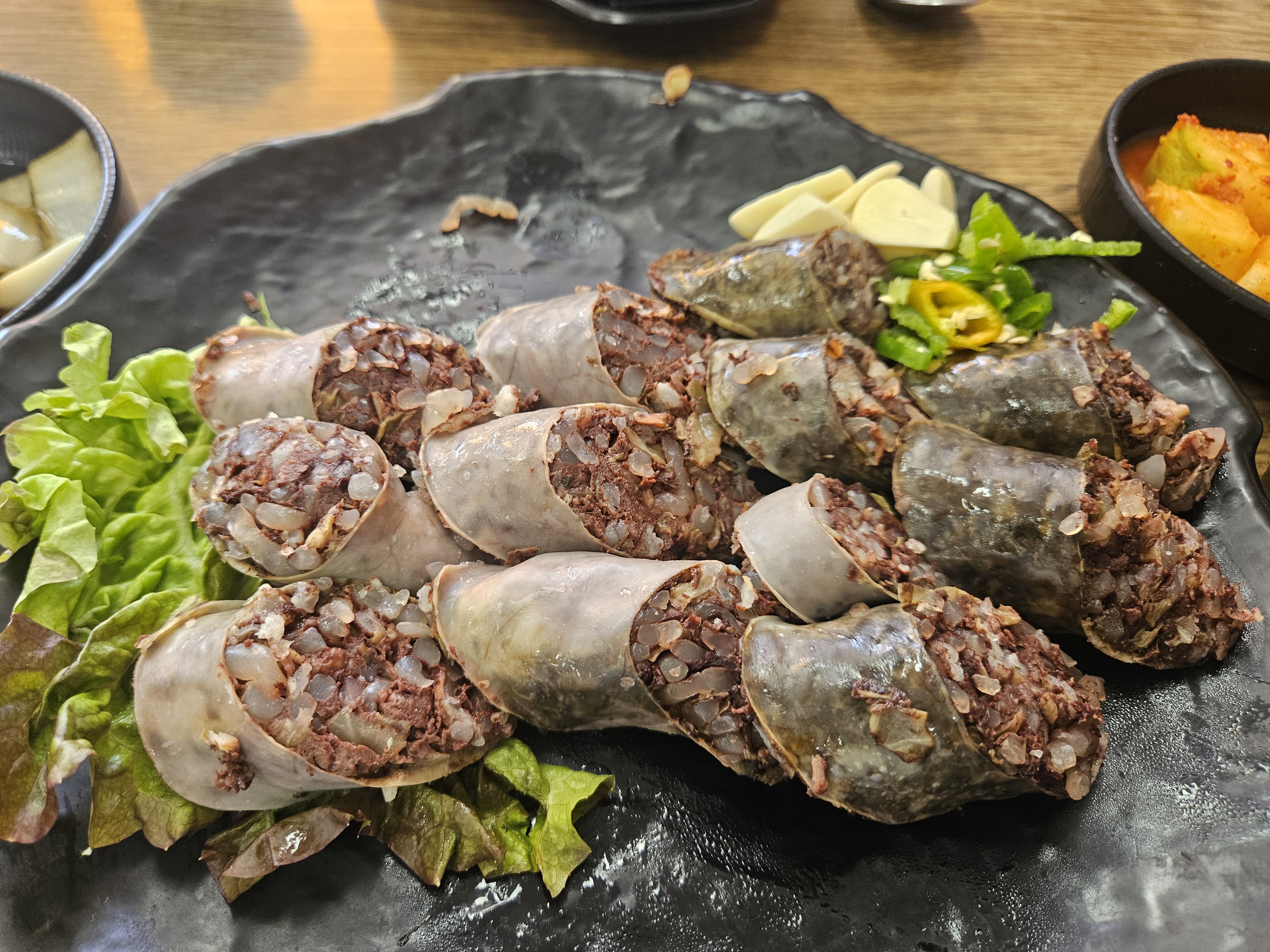 Keunmamhalmaesundaeguk chungbukeumseongjeom (큰맘할매순대국 충북음성점) 1