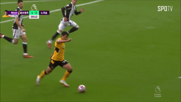  황희찬 리그 2호골.gif (EPL 7R 울버햄튼 vs 뉴캐슬)