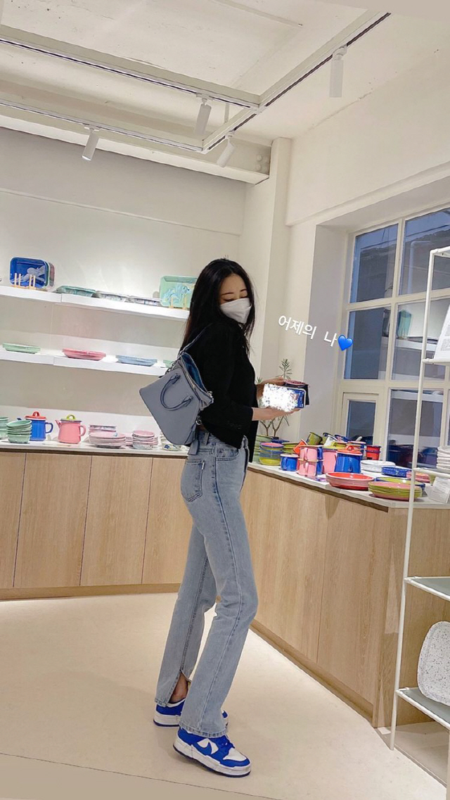  '정진운' 경리, 170cm 만족할 만한 다리 길이…하이힐 없이도 이 정도