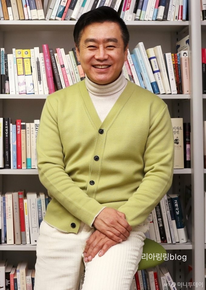 사망키 어린이 두 번째 아트 디렉터 Studio KKI 캠프 장기적인 습관 작품활동 필모그래피 이광기 스튜디오 "키위치 주소 와이프 박지영 나이 직업 프로필 고향학력 6
