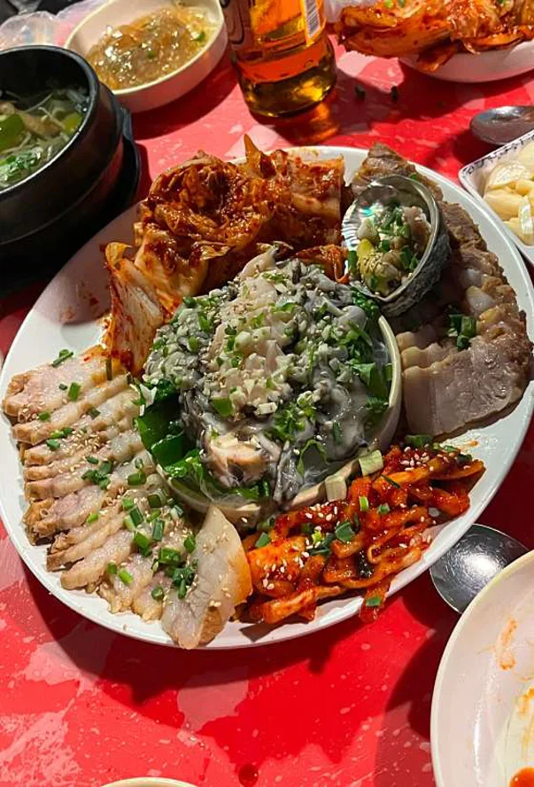 양철지붕 중앙점