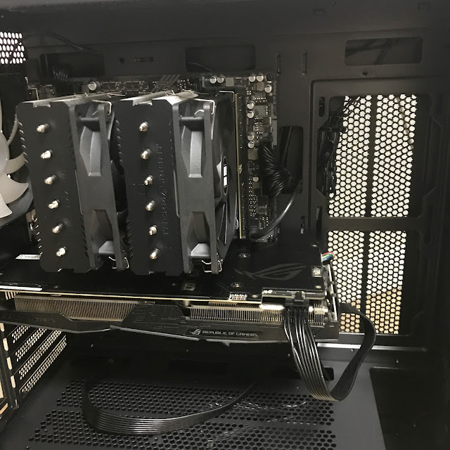 AMD 7800x3d의 어마어마한 공랭 쿨러 이미지.