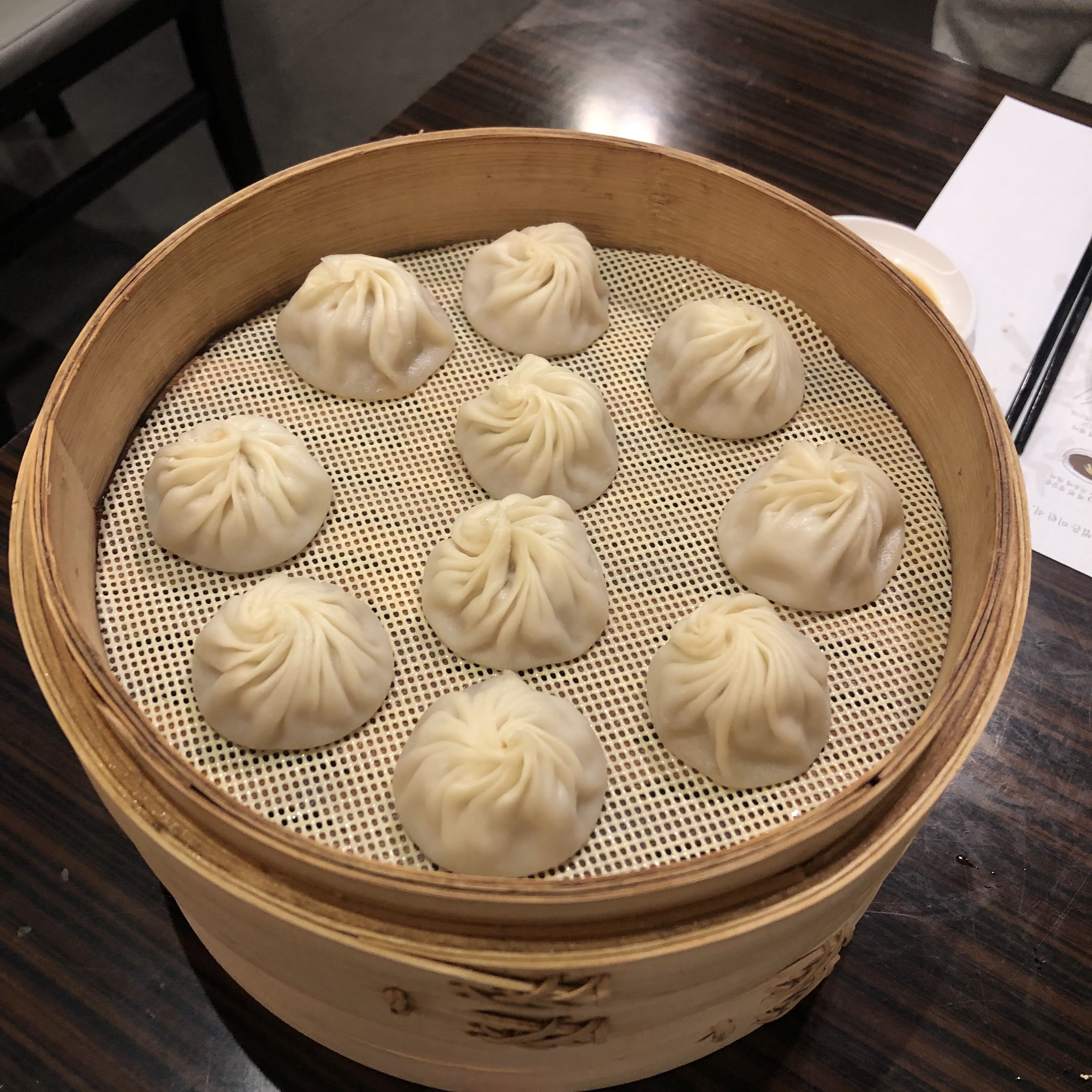  수원 롯데백화점 : 딘타이펑 : 샤오롱바오 : 나이브스 아웃