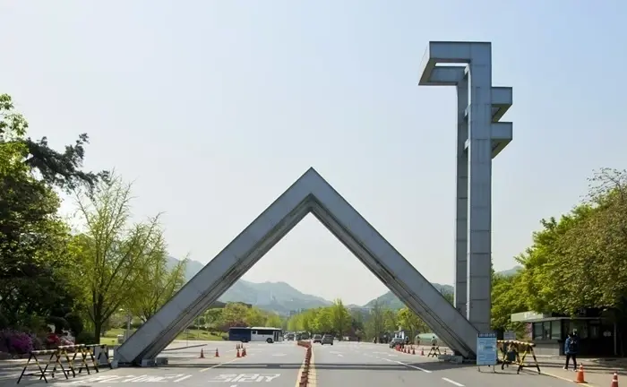"대학만 4번째 입학합니다" 45살에 육아하면서 서울대 법대 최고지도자과정 밟게 됐다는 방송인