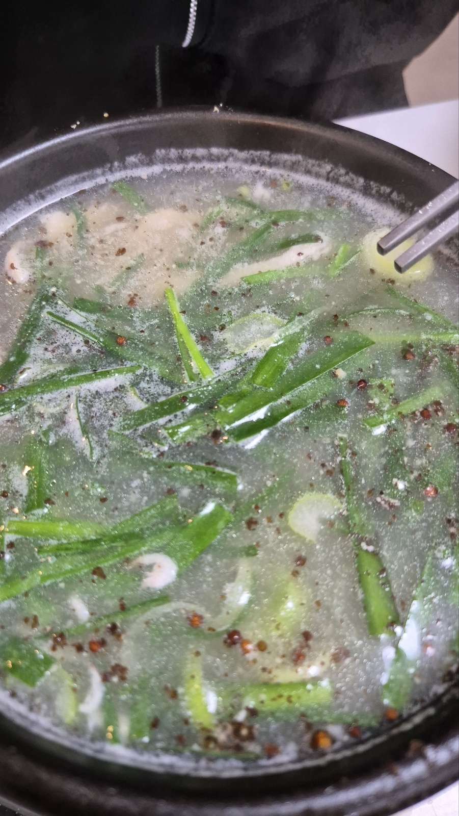 고사리-상황-돼지국밥