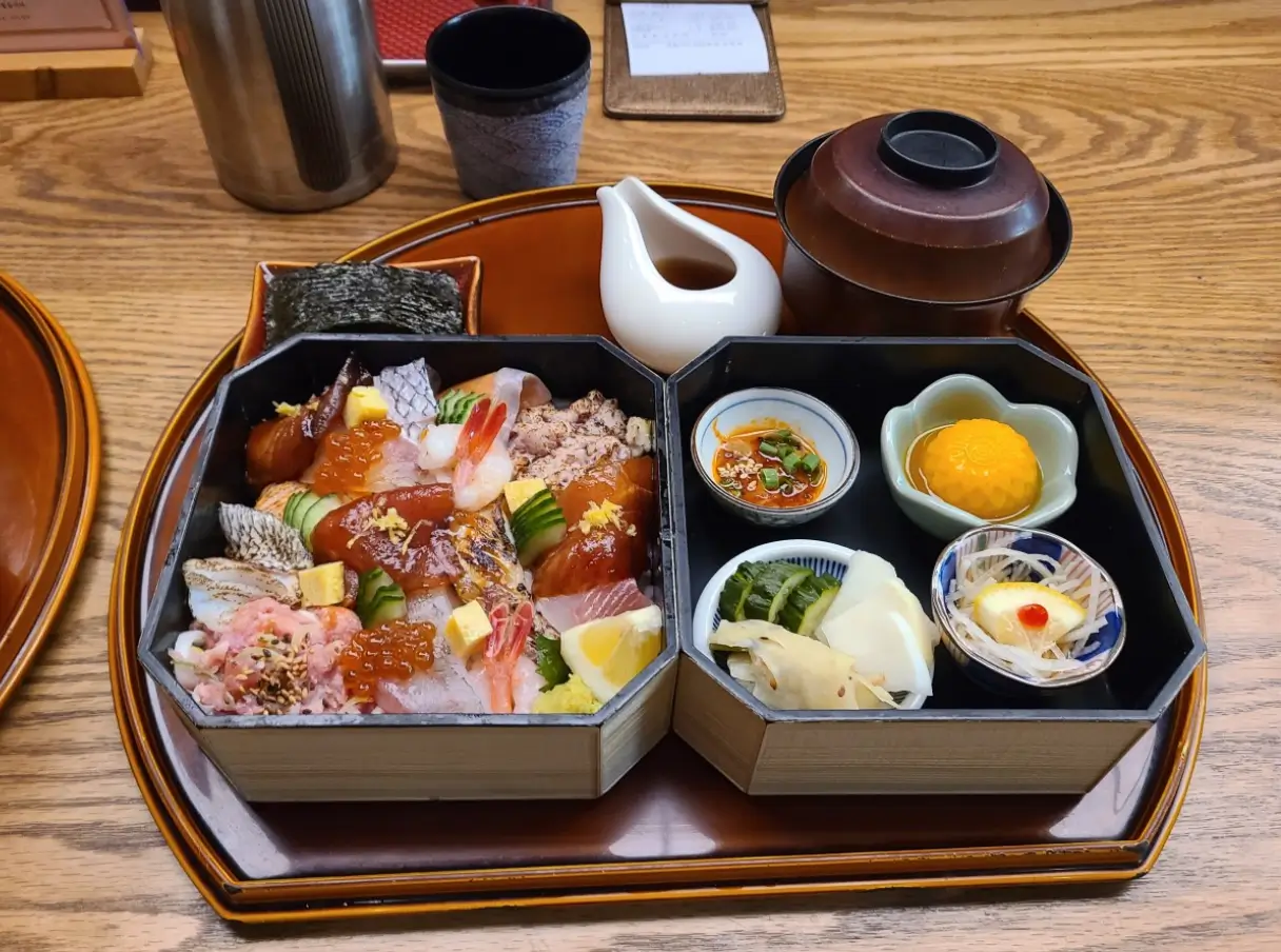 토요일은-밥이-좋아-토밥-부산-해운대-6미-장어-덮밥-맛집-위치-정보