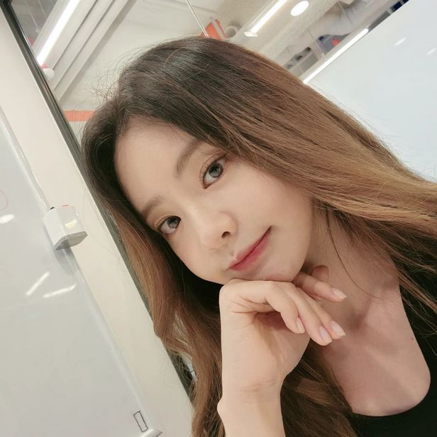 서유리 눈물 로나유니버스 대표 사임 서유리 프로필
