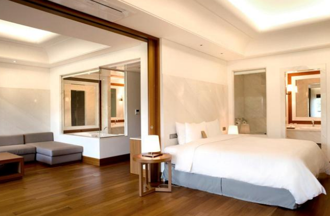  김해호텔  // 김해여행에 청결하고, 가성비 좋은 김해 파인 그로브 호텔 (Pine Grove Hotel)
