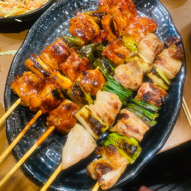  닭꼬치계를 평정한 킹찐맛! 고가네 숯불구이통닭