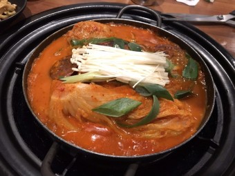 서울 최고의 김치찌개