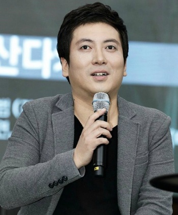  배우 박명훈 무명시절과 기생충 사랑의불시착 뒷얘기