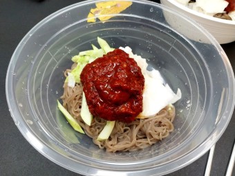 막국수 닭무침 닭곰탕