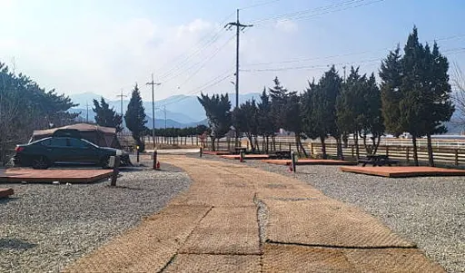 덕산해변 캠핑장