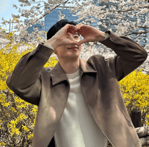 이제훈 기부