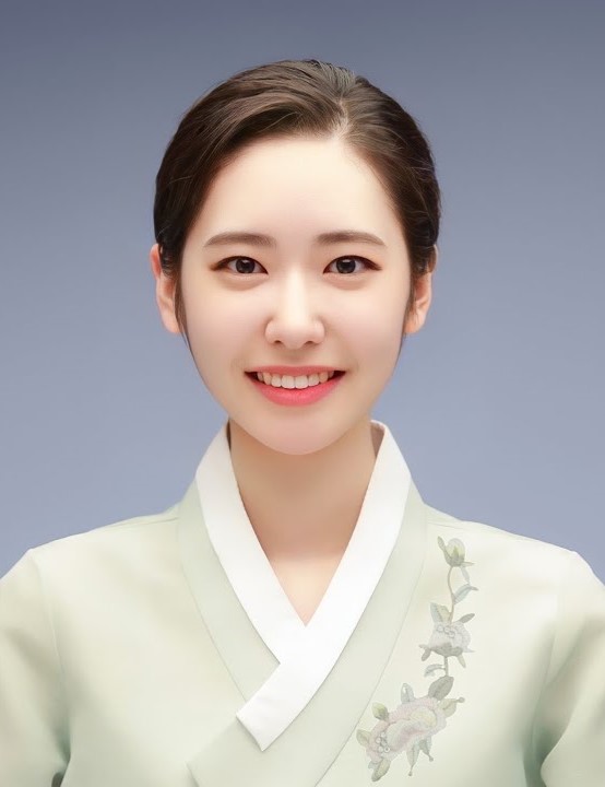  제92회 전국 미스 춘향 선발대회 진 최성경, 전북 부안군 99년생, 전남대 신문방송학과, 장래희망 아나운서, 인스타그램 주소 choiszii. 프로필
