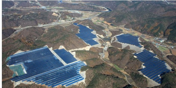 호남&#44; 대책 없이 태양광 건설...전력설비 과잉 논란
