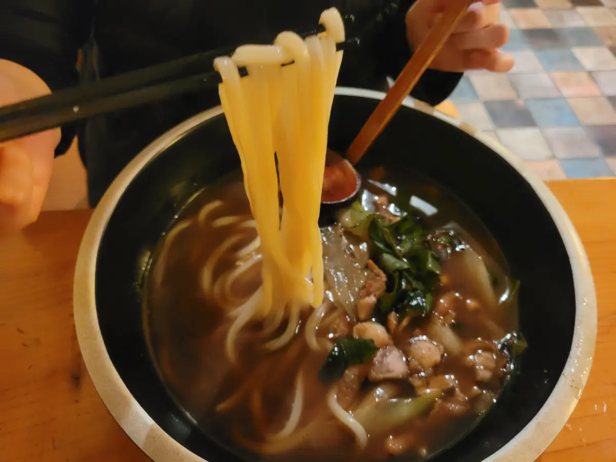 겐로쿠-지도리-우동-자가제면-면발