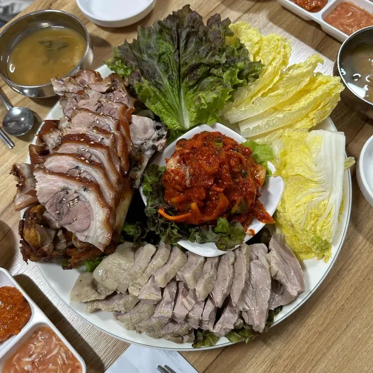 장군보쌈 이미지