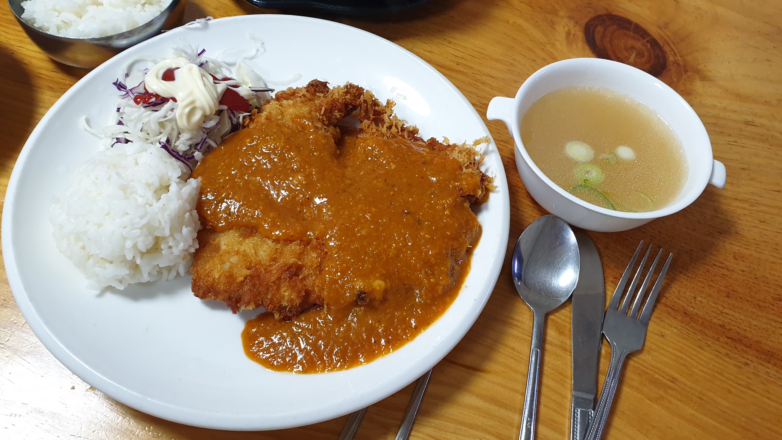  맛집은 위치가 중요하지 않다, 민정식당