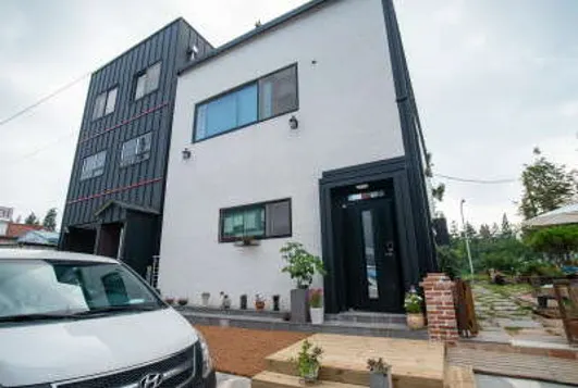 가로수길정원펜션