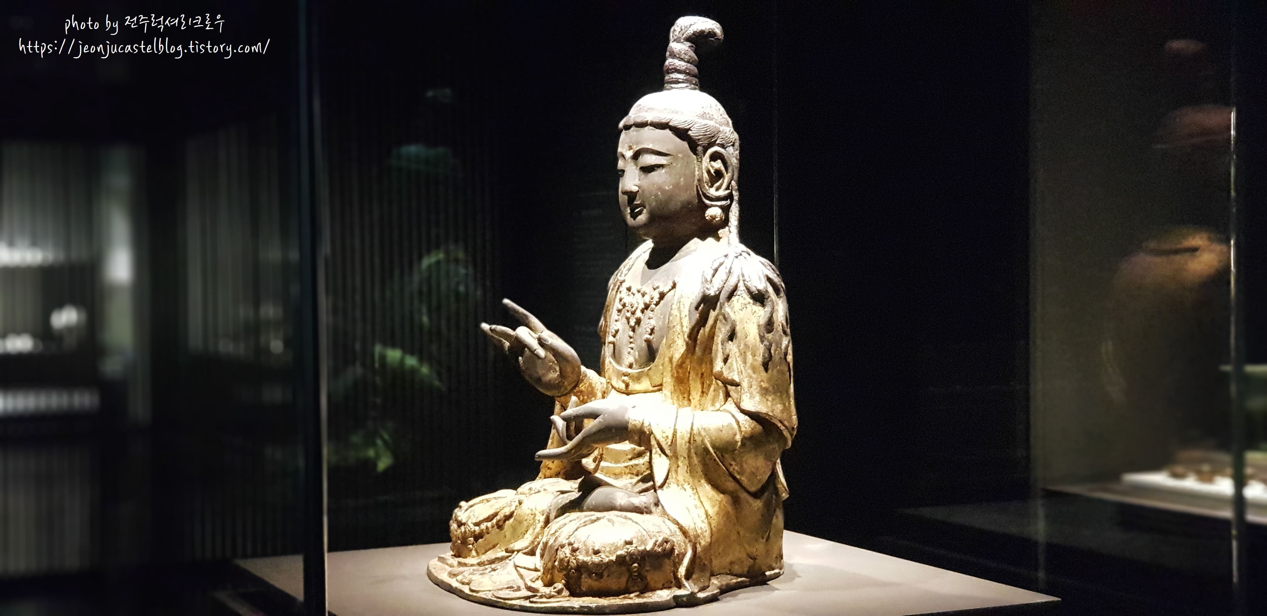 Gilt-bronze Seated Bodhisattva
