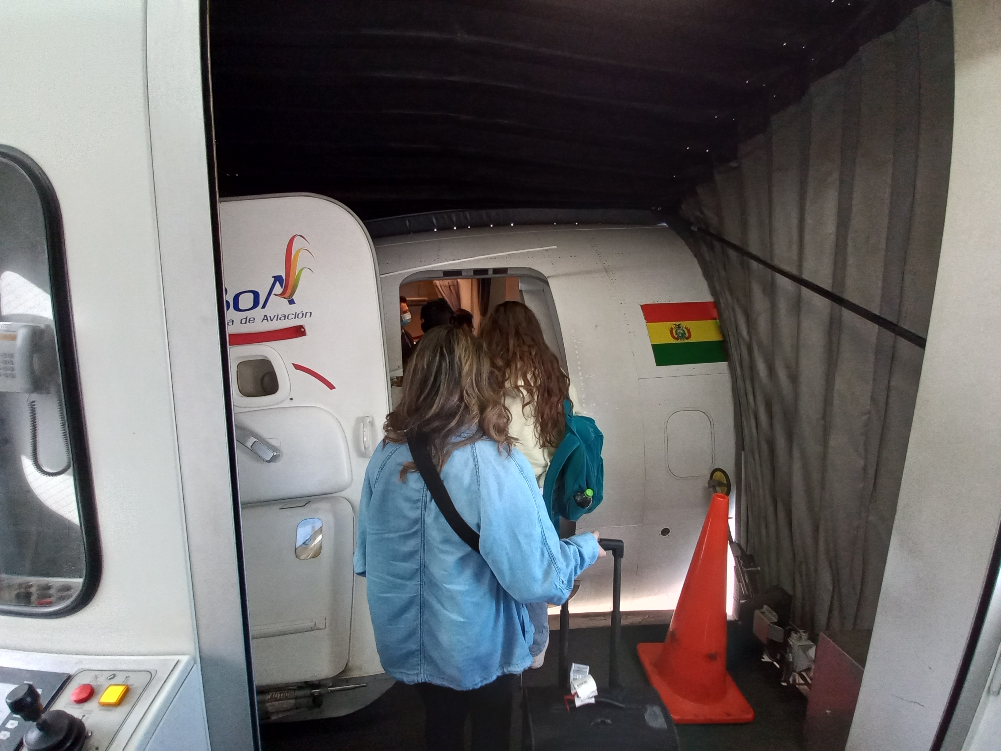 볼리비아 항공기의 탑승구