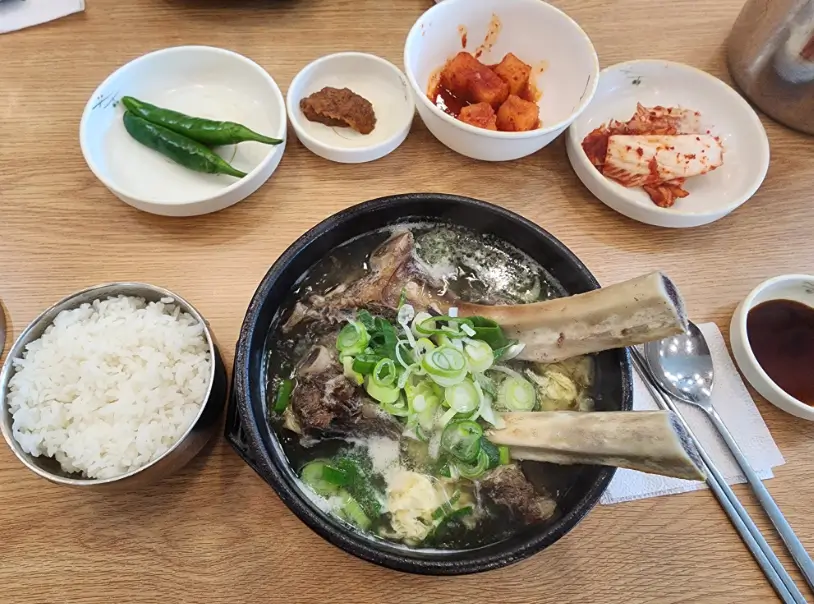 골프채 갈비탕 (런치메뉴)