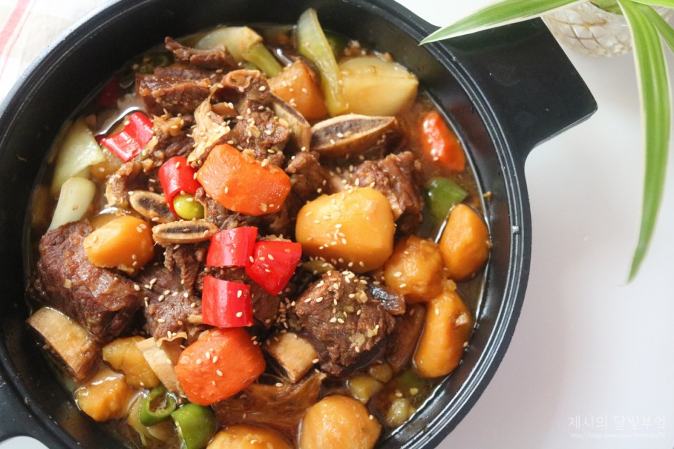 만능 고기소스만 있으면 OK 압력솥 갈비찜~ 백종원 소갈비찜 이렇게 간단한 요리였어~!! 23