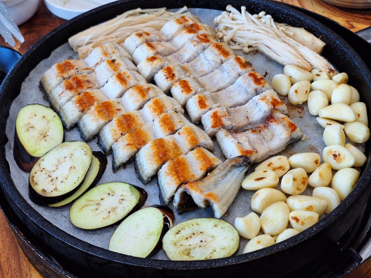 반구정민물장어 사진 2