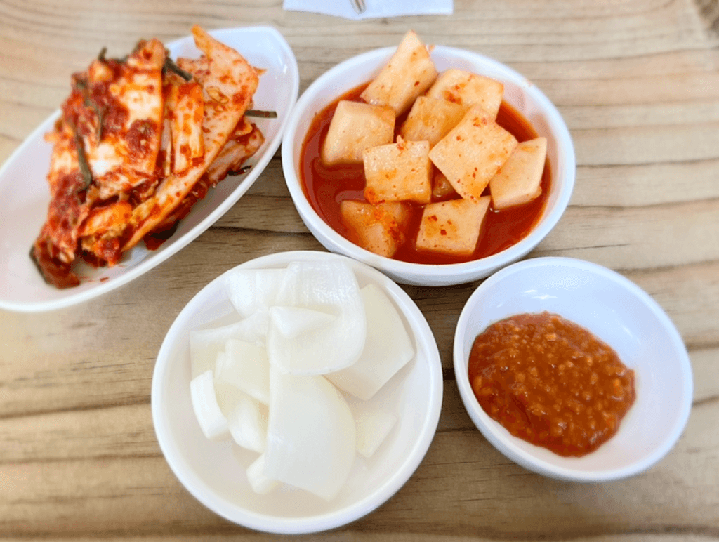 연천_옛날_토종_순대국_반찬