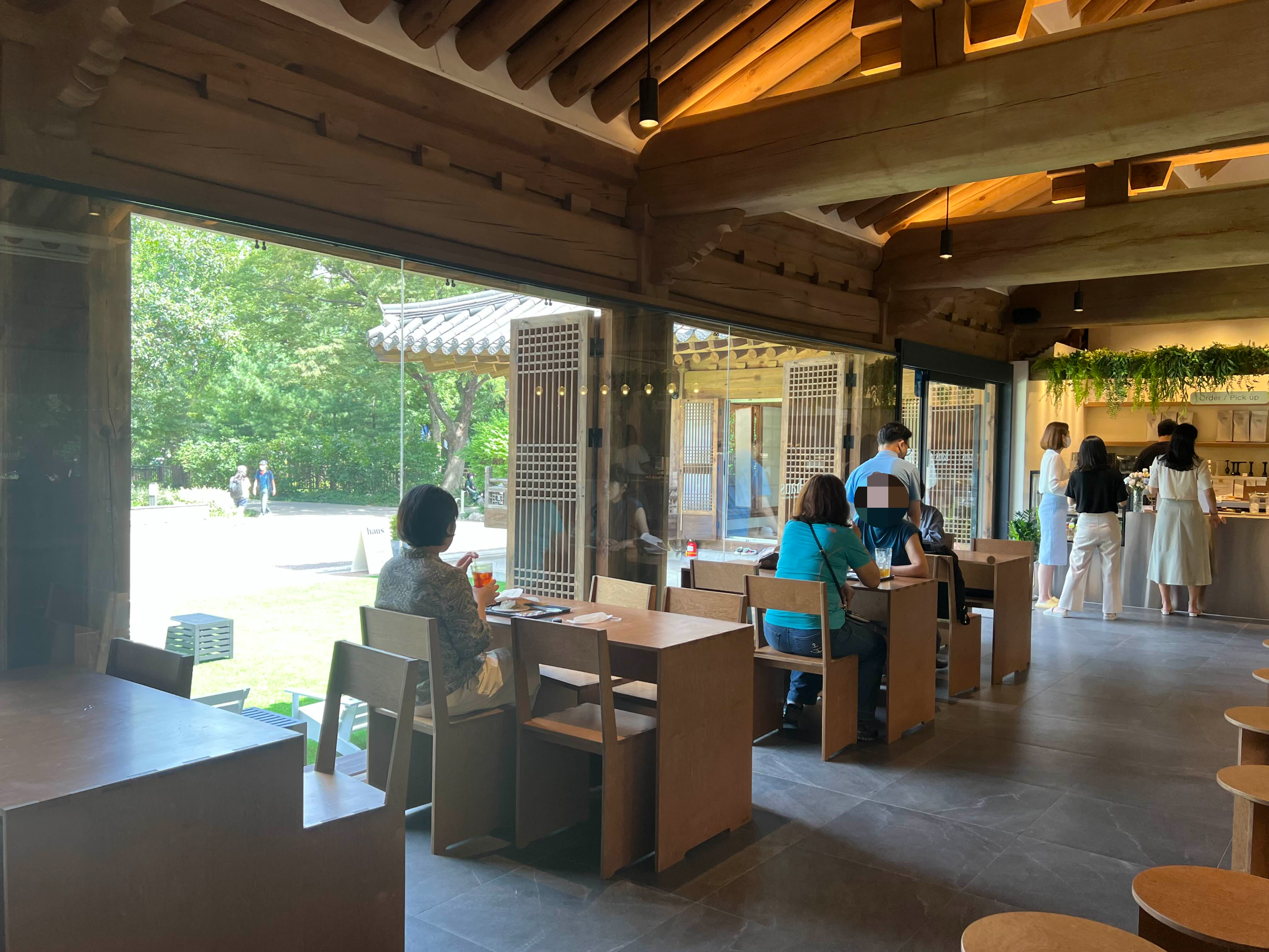 장충단공원 한옥 카페 하우스