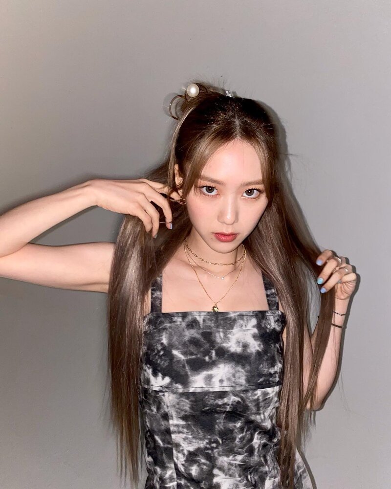  오마이걸 지호 인스타그램 사진 210722