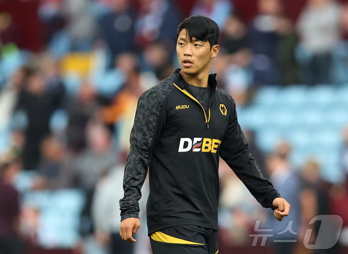 EPL
황희찬
울버햄튼