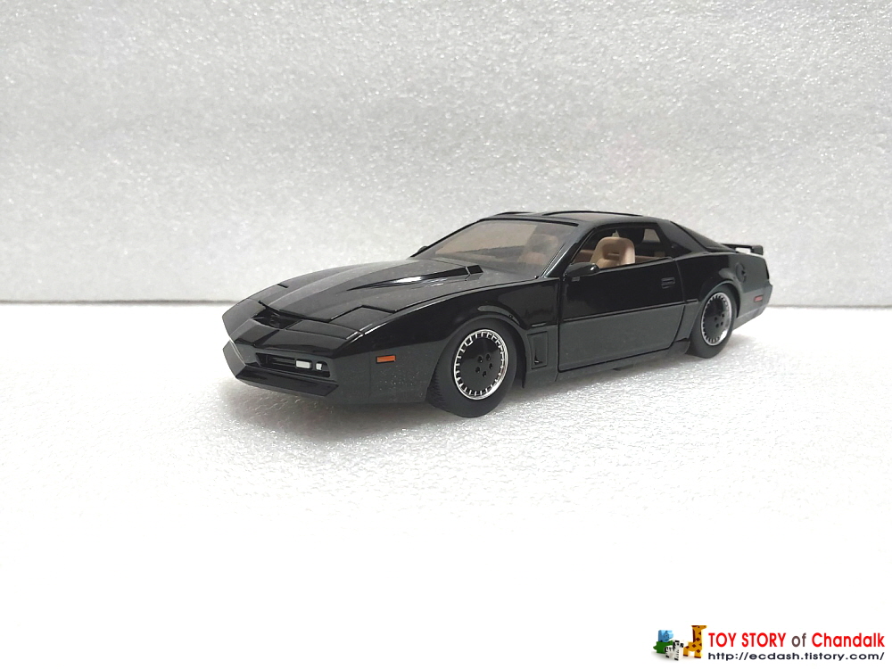 [자다토이즈] JADA 1991 KNIGHT RIDER KITT 1/24 Scale / 1991 나이트라이더 전격Z작전 키트 1/24 스케일