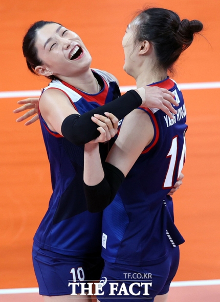 사기꾼 김연경과 올림픽 여자 배구팀 간절함이 만든 결과 - 32