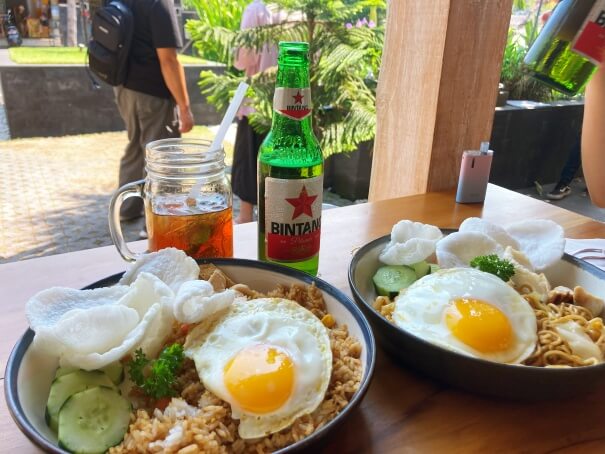  [발리 남부] 울루와뚜 사원 과 사원앞 맛집 be ja na 베자나
