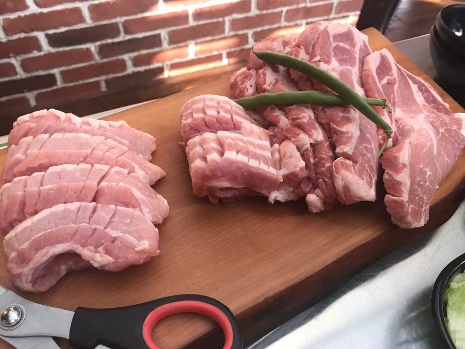  삼겹살하면 여기 달동네 영앤 쉐퍼드 토론토 맛집