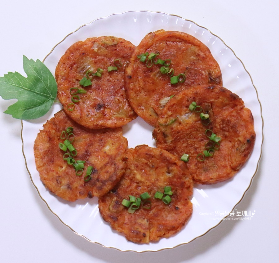 황금 레시피에 반했다! 백종원 김치전 3