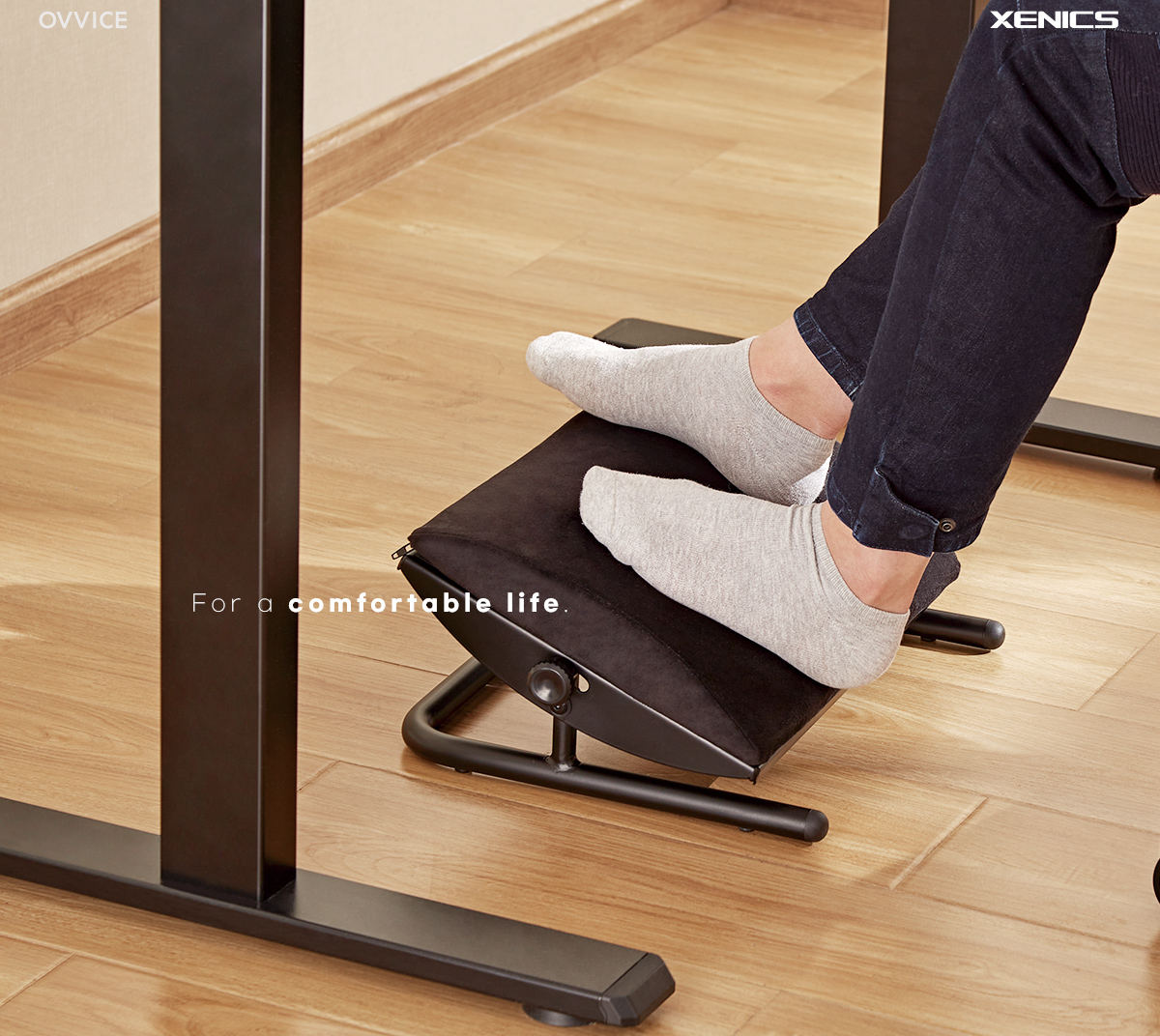 Xenics Orvis Comfort Velvet Angle Adjustable Desk Footrest