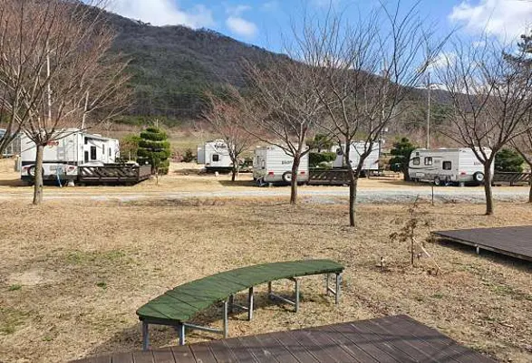 변산힐링밸리 카라반캠핑장