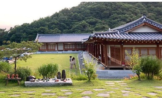 휴휴당 한옥 펜션
