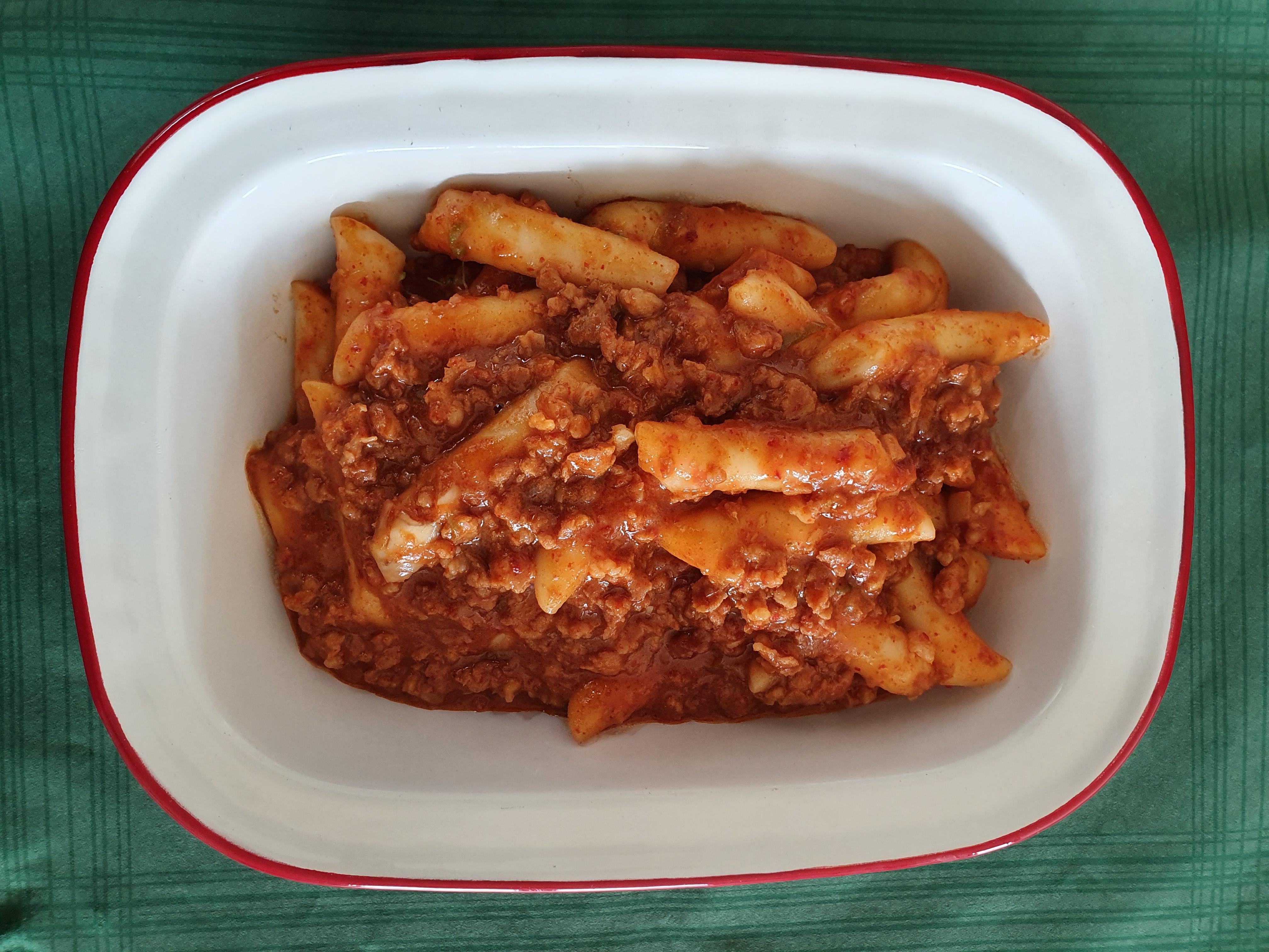  고기 떡볶이