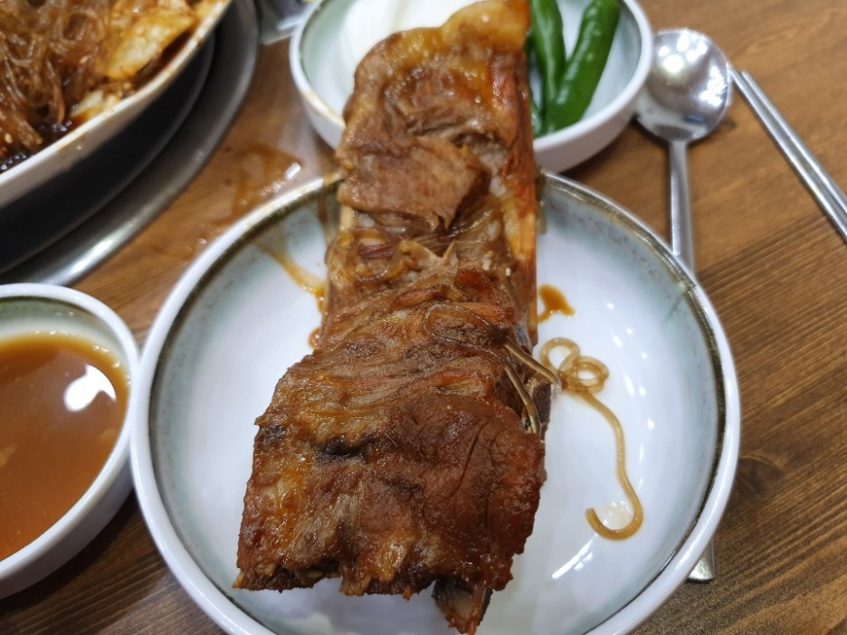 삼형제감자탕 이미지