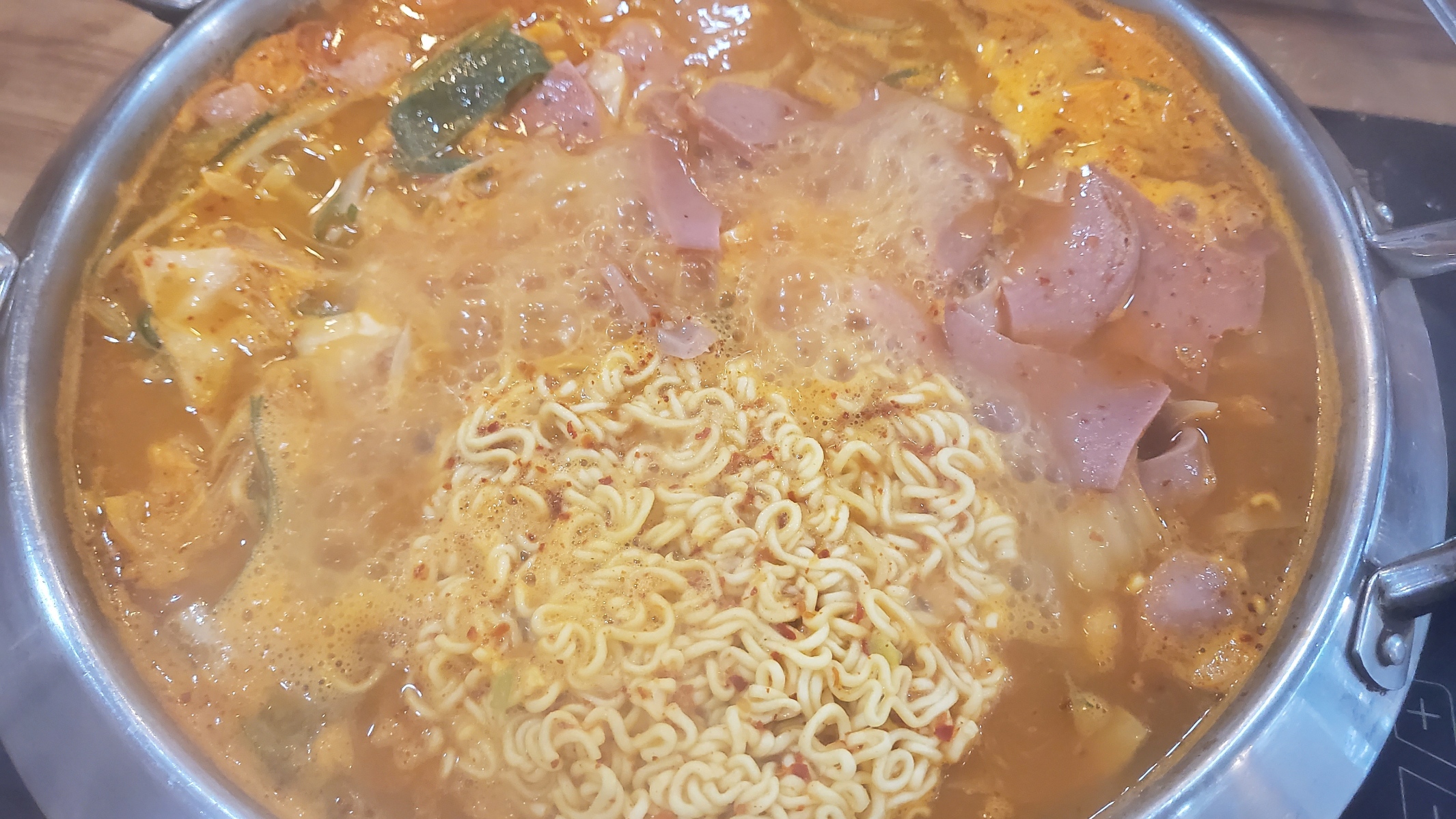 구라파부대찌개